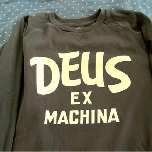 ***RARE FIND*** Desus ex Machina black crew neck